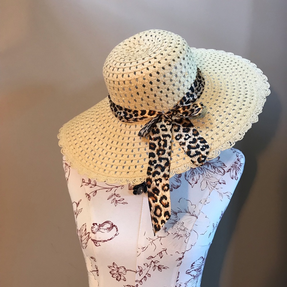 Leopard Rim hat